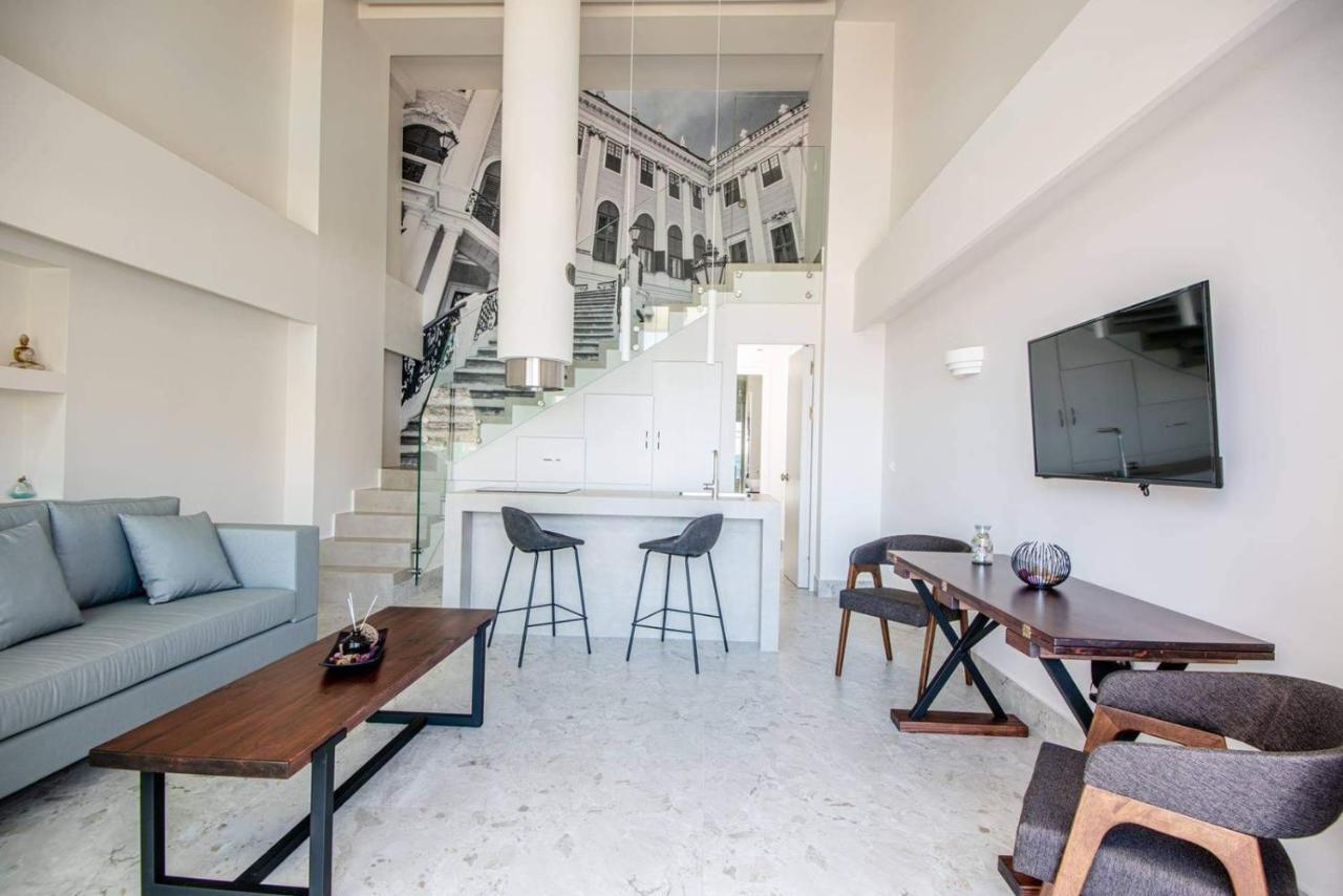 Nama Sea Side Suites Pláka Екстериор снимка