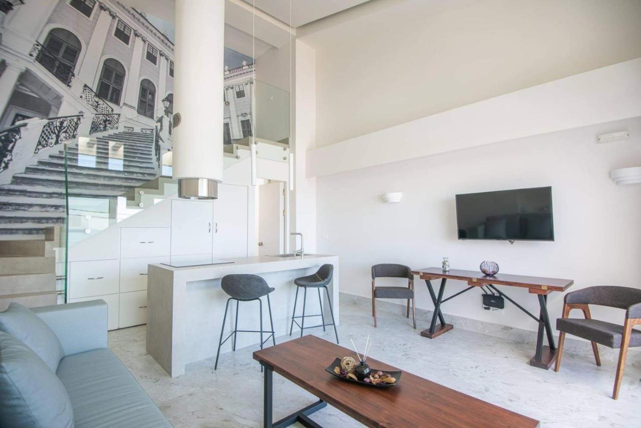 Nama Sea Side Suites Pláka Екстериор снимка