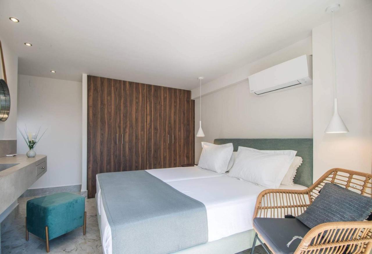 Nama Sea Side Suites Pláka Екстериор снимка
